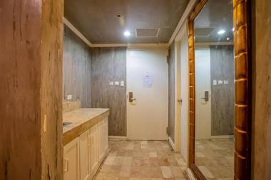 OYO 821 Connector Hostel