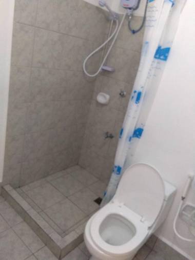 Amaia Skies Avenida group booking 