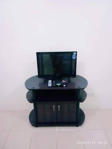 Urban Deca Tondo Manila by Gracey's Place Unit 3