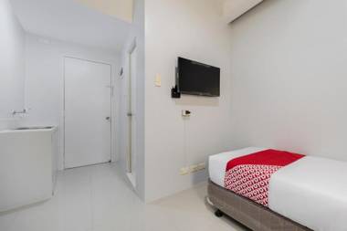 Vaccinated Staff - OYO 515 Finnex Hotel