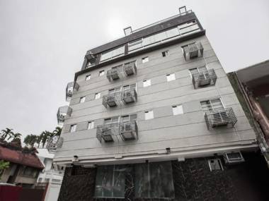 Vaccinated Staff- OYO 675 Circuit Hostel