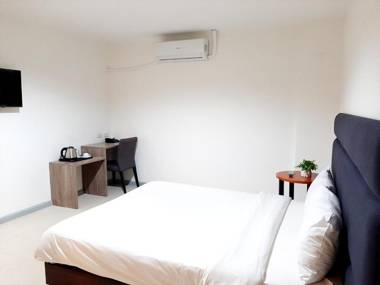 Anex Hotel near US Embassy