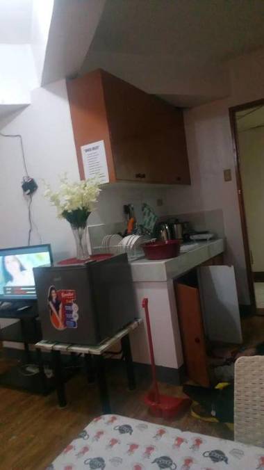 EKONUMI ROOMS @ Benrosi