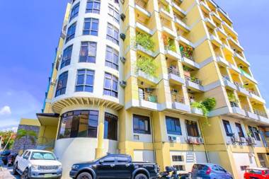 OYO 794 Regatta Residences