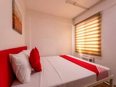 Vaccinated Staff - Capital O 806 Pattaui Residences