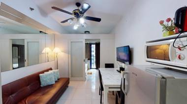 Vangie's Place Sea Residences