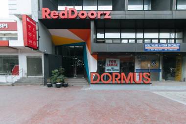 RedDoorz Hostel @ Dormus España