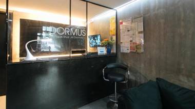 RedDoorz Hostel @ Dormus España