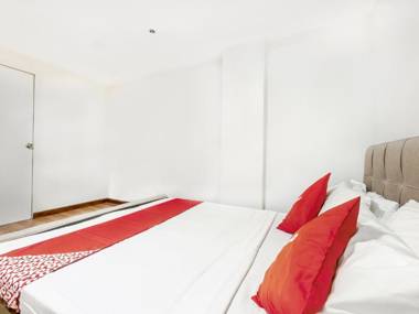 Vaccinated Staff - OYO 837 Kysabel Hotel