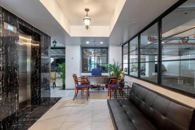 The Colonial Residences