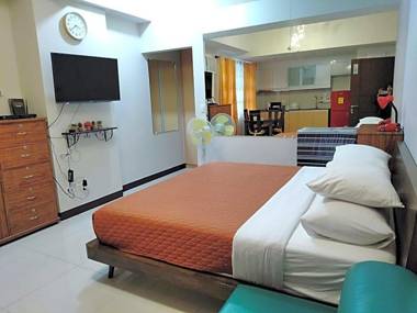 101 Newport Condo Across the Airport