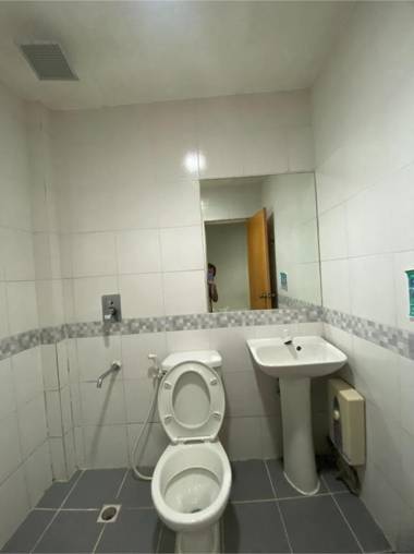 OYO 878 DG Budget Hotel NAIA