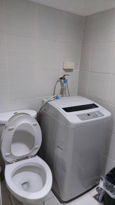 Sea Residences MOA by Queennie