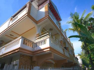 Casa D' Estrella Apartelle Vaccinated Staff