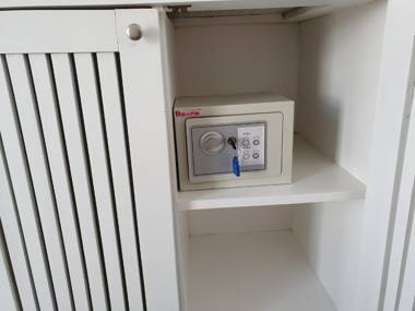 ClubBoracay Apartelle