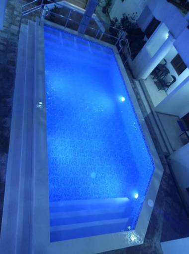 Giulius Boracay Italian Resort