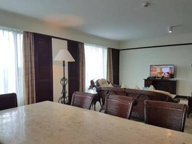 Waterfront Airport Hotel and Casino