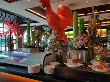 Waterfront Airport Hotel and Casino