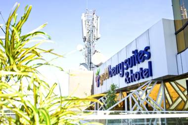 Goldberry Suites and Hotel - Mactan
