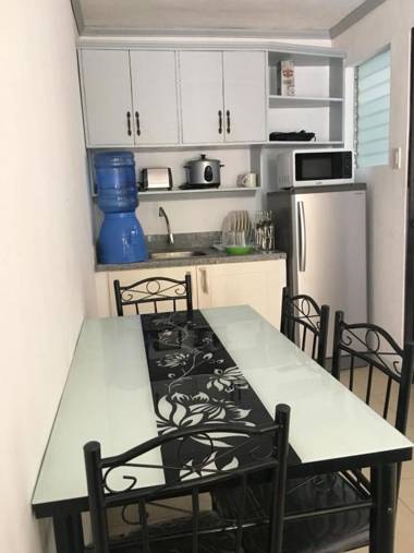 Haus of Emerald by JeYo