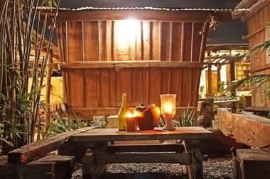 RedDoorz Hostel @ Deomar Hometel & Farm Cafe Ilocos Sur