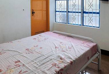 Rachos's Transient Santa Catalina Vigan