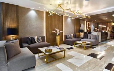 J7 HOTEL