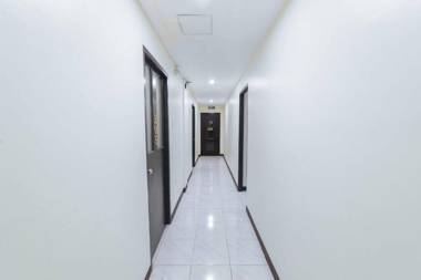 RedDoorz @ Ledesco Avenue Lapaz Iloilo