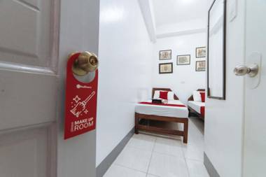 RedDoorz @ Plaza Jaro Iloilo