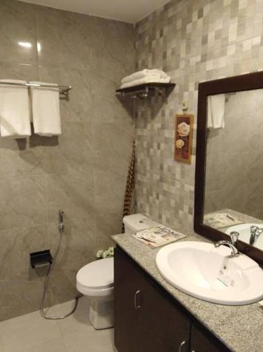 Venezia Suites Hotel Iloilo