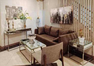 RedDoorz @ H.F. Golden Travellers Inn