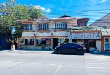 RedDoorz @ Plaza La Paz Iloilo City