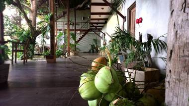 Bluemango Rooms & Villas