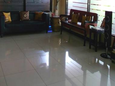 Ruemango Apartelle and Suites