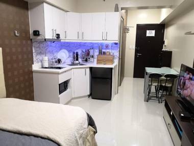 Avida  Davao Smart Home condo FAST 50mbps Netflix