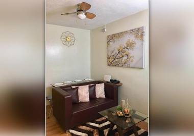 Davao Condo 2BR Pool Wifi Netflix