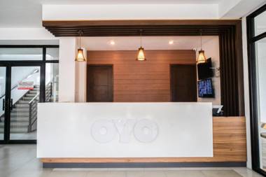 OYO 641 Traveller's Inn Matina Pangi