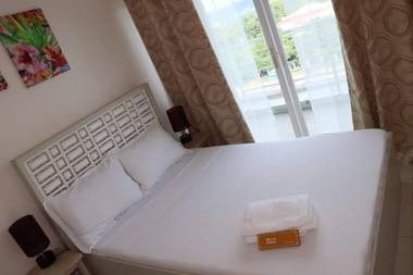 Primavera Serviced Apartments by Prima Management Corporation