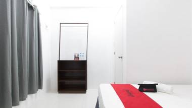 RedDoorz near Liceo De Cagayan University Highschool