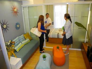 1 Bedroom Condo at One Oasis Condominuim