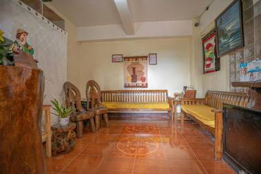 OYO 760 Tiptop Vacation Homes