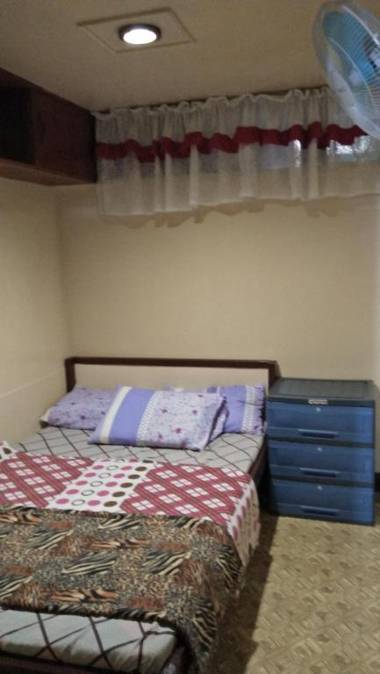 Zeb's Transient House