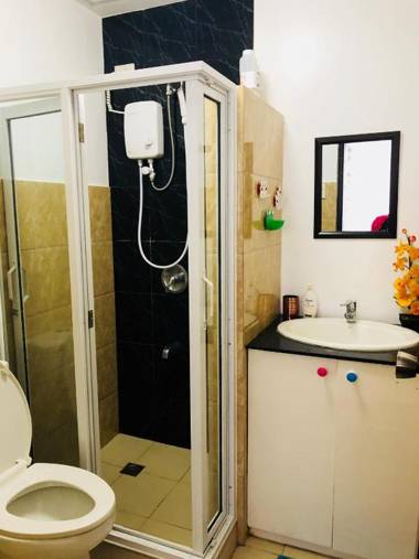 The Breys Courtyards Manor by Goshen