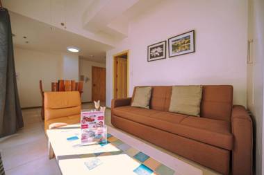 Cedar Peak Condominium