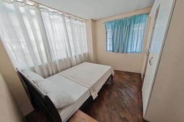 ELMAR CABIN - The Half House