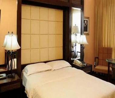 Planta Centro Bacolod Hotel & Residences