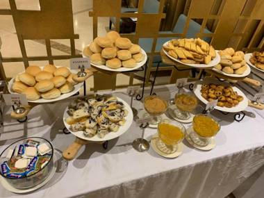 Royce Hotel & Casino