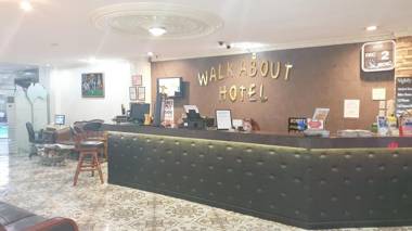 Walk About Hotel
