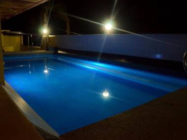 La Galleon Suites Hotel