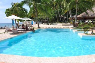 Cebu Club Fort Med Resort